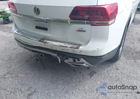 2018 Volkswagen Atlas 3.6L V6 Sel z USA, uszkodzony, nr VIN 1V2ER2CA0JC514702